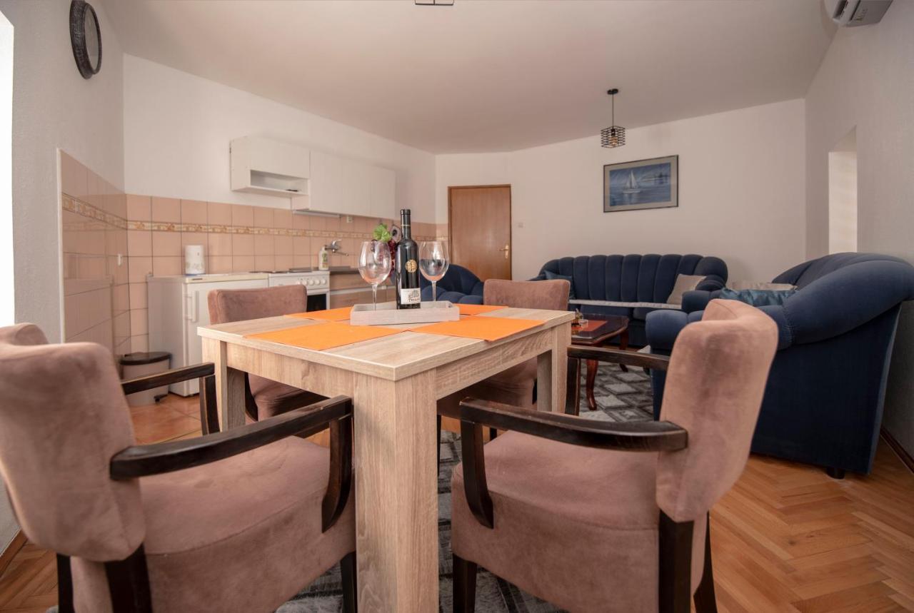 Apartman Nina Stari Grad Trebinje Eksteriør bilde